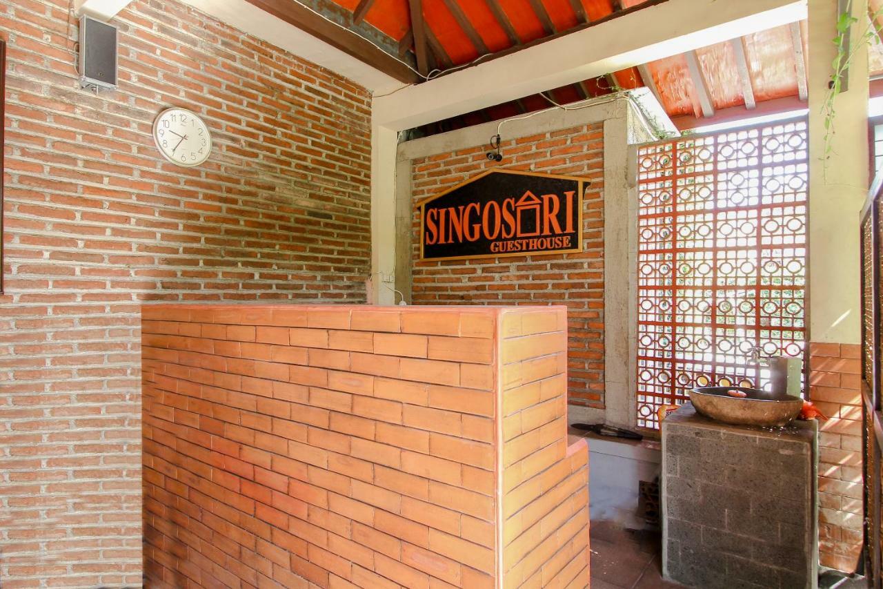 Oyo 1361 Singosari Family Residence Banyuwangi  Exterior photo